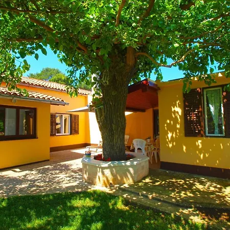 Holiday home Fuer 5 Personen Ca 65 Qm In Fazana, Istrien Istrische Riviera